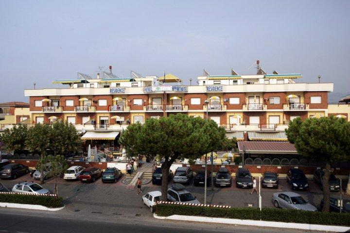 Apparthotel Residence Riviera Dei Cedri Санта-Марія-дель-Чедро Екстер'єр фото