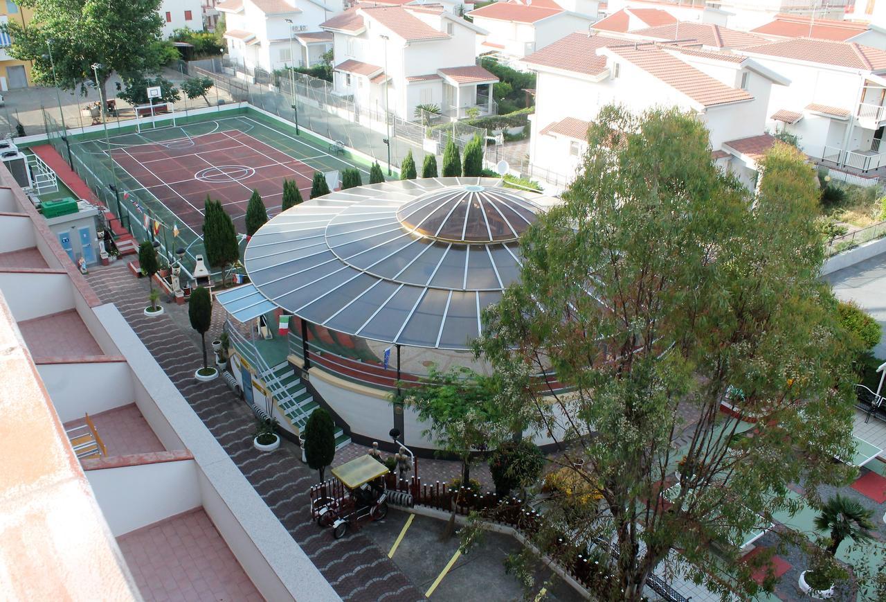 Apparthotel Residence Riviera Dei Cedri Санта-Марія-дель-Чедро Екстер'єр фото