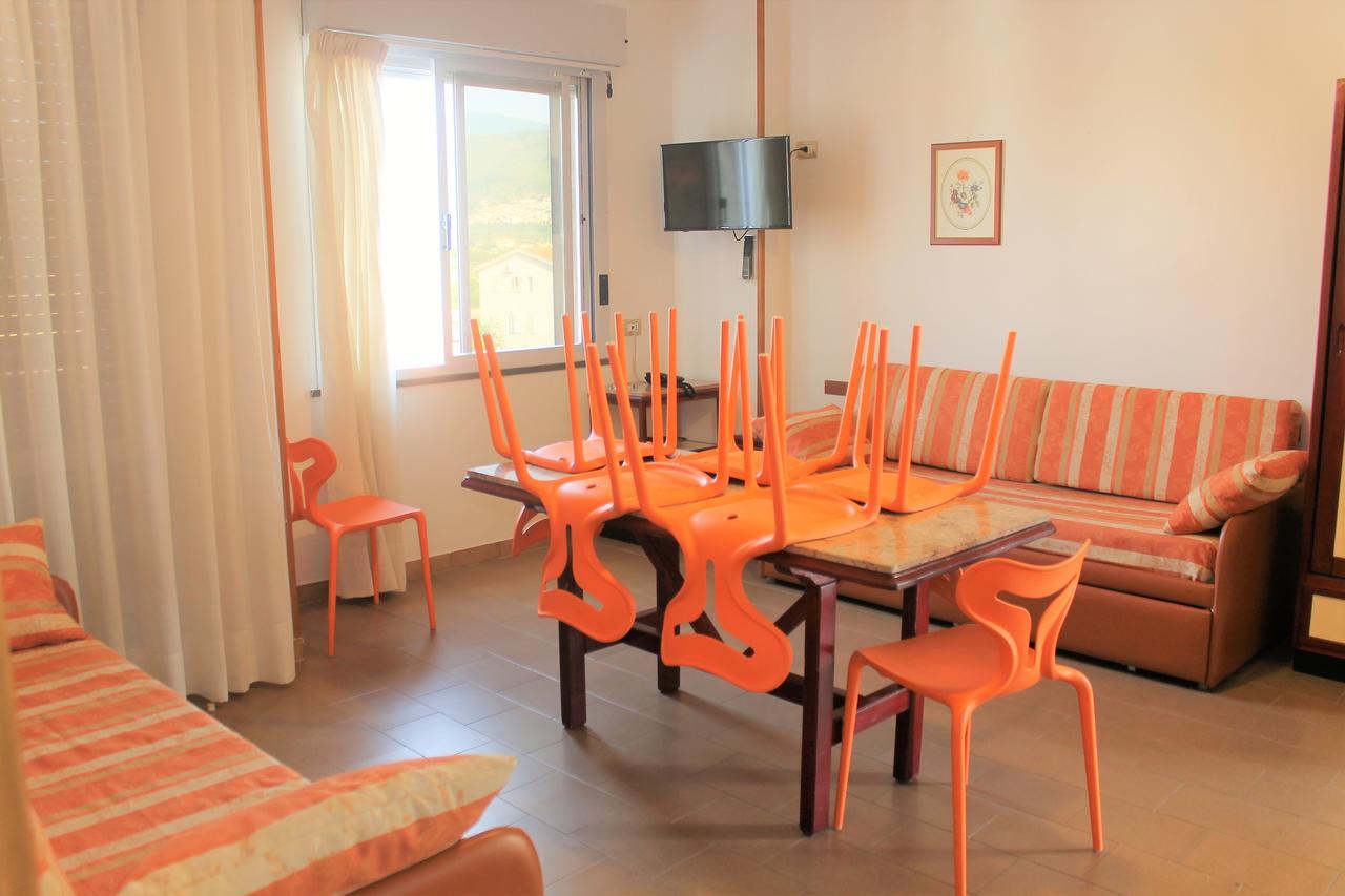 Apparthotel Residence Riviera Dei Cedri Санта-Марія-дель-Чедро Екстер'єр фото